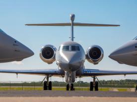 Після того як змусили Австралію чекати сім років на перший літак-шпигун MC-55A Peregrine, США залишають інші три у себе