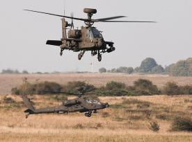 Британці вклали 2,3 млрд доларів у нові Apache, а тепер намагається зрозуміти чи актуальні вони