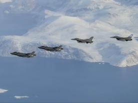 Чому США вчепились у Гренландію і мова зовсім не про оборону, як і у випадку з Канадою