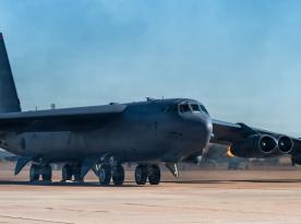 Аби бомбардувальники прослужили за 100 років, нові двигуни до B-52 надійдуть на випробування вже у 2027 році