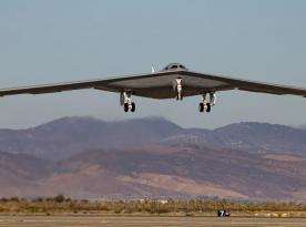 Що показав перший політ новітнього другого стелс-бомбардувальника B-21 Raider