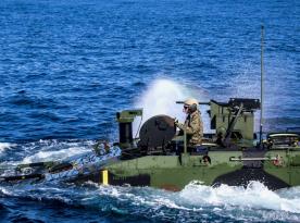 Морська піхота США починає перехід на колісні амфібії ACV замість гусеничних AAV7
