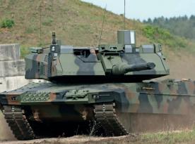 Скільки танків KF51 Panther, які раніше пропонували Україні, збирається замовити Італія за 3,7 млрд євро разом з БМП Lynx