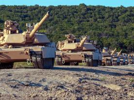 В чому різниця між Abrams M1A1 та M1A2 і як США прискорюють постачання танків до України
