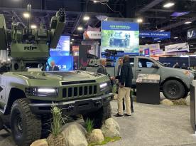 У AM General взяли ідею найбільшого НРК України та зробили з нього нашпиговану 