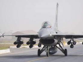 Як з 12 F-16 одразу запустити 144 ракети ERAM та з яких ще винищувачів Повітряних сил ще їх можна запускати