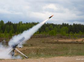 Навіщо дешеві зенітні ракети проти