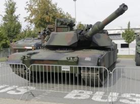 Поляки бідкаються, бо США більше не хоче давати гроші на їхнє озброєння, але на горизонті вже є альтернативи