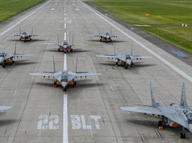 Поляки показали на злітній смузі дев'ять МіГ-29, які треба Болгарії або ЗСУ, але забули про один нюанс