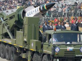 У Індії показали на параді свій замінник російському