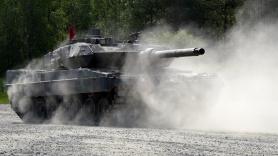 Всі теорії чому Німеччина "стриножила" танки Leopard 2 для України: від остраху перед РФ до втрати позицій на ринку зброї
