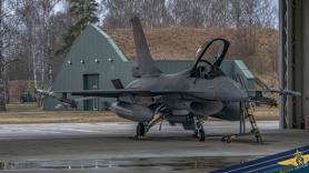 ЗМІ пишуть, що Україна вже цього року отримає сім F-16 від Бельгії, але звідки взялося аж 53 винищувачі