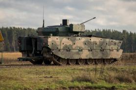 На заміну БМП-1 в 2026 році буде поставлено всього три БМП Borsuk, але для самих поляків це нормально
