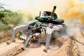 Індія планує перетворити Т-72 на бойові НРК замість списання, це про 2,4 тисячі танків та ризик для України