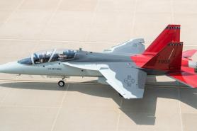 Після скандалу з російсько-італійськими M-346, Британія шукає іншу заміну своїм старим навчальним літакам