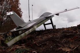 Рашисти переробили цивільний ВАЗ-1111 "Ока" на пускову для дронів "Молния" (відео)