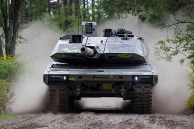 Перші танки Panther, які раніше пропонували для ЗСУ, надійдуть на озброєння Італії вже у 2027 році