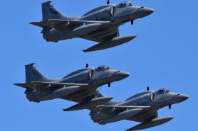Аргентина зняла з озброєння A-4, завдяки F-16, що призначались Україні та завершила його 60-річну легендарну історію