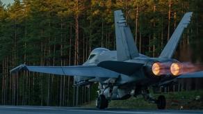 Невже Україна може отримати 62 вживаних винищувачі F/A-18 Hornet як про це кажуть рашисти, і чи все настільки просто