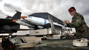 Поки ЦАХАЛ скидає зі своїх F-16 бомби з 50-х років, США швидко передали Ізраїлю високоточні SDB