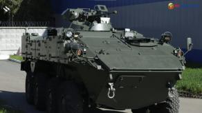 Перші фото доведеної версії нового БТР-22 рашистів, дешевої копії К-17 "Бумеранг", але все ще без обіцяної башти