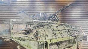 Як пристосували до війни дронів українські БТР-3 та чим це відрізняється від старих протикумулятивних екранів
