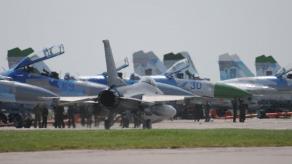 Чому навчання українських пілотів у США на F-16 триватимуть довше, ніж планували раніше