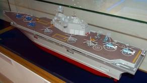 РФ продовжує будувати в Керчі свій найбільший корабель "Иван Рогов" на 15 вертольотів, що з цим робити