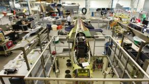 Португалія ще навіть не купила Gripen, а вже залучена до виробництва винищувача, і їй пропонують "бразильський" формат