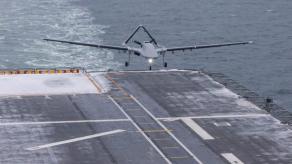 Італія стане першою, хто "схрестить" можливості F-35 та Bayraktar TB3 на своєму авіаносці Cavour