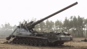 Польща мала вісім САУ 2С7 "Піон", із них половина зараз в музеях, чи могли інші посилити ЗСУ