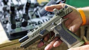 P320 провалив випробування на 1 бал з 10 та надто складний в усьому, але все ще був обраний для армії Швейцарії