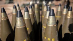 Чи вирішено питання боєприпасів для ЗСУ: на скільки мільйонів снарядів від ЄС та США можливо розраховувати