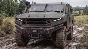 Яка велика потреба у новому українському бронеавтомобілі Inguar-2 та чим він відрізняється від Inguar-3