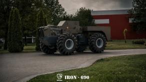У Румунії з трактора зробили величезний НРК IRON-690, і це його головна проблема за досвідом війни в Україні