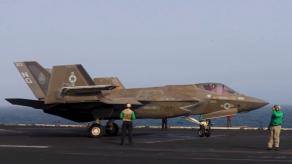 Чому винищувачі F-35C виглядають "іржавими" після понад 210 днів у морі, та чи втратили вони свої стелс-можливості