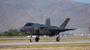 Австралія випадково відправила до Китаю запчастини від F-35, які там "таємничим чином" зникли, і це справді велика проблема