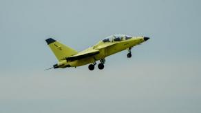 Російський Як-130М, який має полювати на FP-1 і "Лютий" та замінити Су-25, здійснив свій перший політ