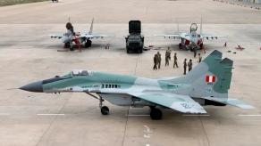 Яка країна може купити одну чи дві партії по 12 JAS 39 Gripen на заміну МиГ-29 та Mirage 2000, та яка тоді буде оплата за ці літаки