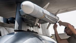 Польща змогла закупити найдалекобійнішу ракету AIM-120D за 500 млн доларів, скільки й у якому десятилітті вони їх побачать