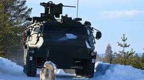 БТР Patria 6x6 постачалися Україні, а тепер зможуть знищувати танки для Німеччини завдяки ПТРК MELLS LR2