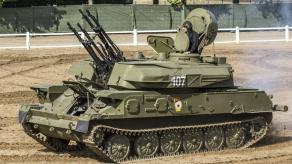 Невже НПЗ в Росії отримали право купувати БМП-2М та ЗСУ-23-4 "Шилка", що шукають на них екіпажі