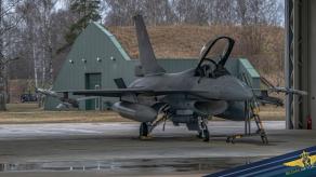 Хто обіцяв Україні поставити аж 30 винищувачів F-16 і за три роки не передав жодного і в чому причина