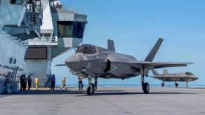 Британці будуть викидати ракети в океан, бо зекономили на системі посадки для палубних F-35B