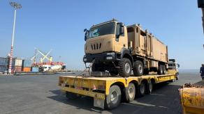 Поки сусіди нарікають на погану якість китайських лазерів SkyShield, у Омані помітили партію таких для невідомого замовника