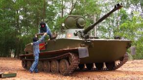 В'єтнам вирішив "не ламати що працює" та скопіював 75-річний ПТ-76 як свій новий плаваючий танк T-1