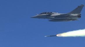 Щоб збивати винищувачі рашистів за 200-300 км, Франція схоже швидко адаптує Aster 30 на літак у вигляді COMET, й це дуже актуально для України