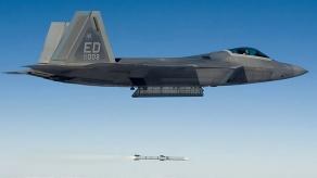 У 2024 році F-22 зробив рекордний постріл ракетою AIM-120 AMRAAM, але дальність втаємничена