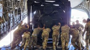 Навіщо у США вперше "потягнули" ядерний реактор літаком та назвали це історично важливою подією