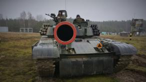 Польща передає ЗСУ 30 PT-91 Twardy на додачу до 14 Leopard 2: в чому особливості останньої польської модернізації Т-72